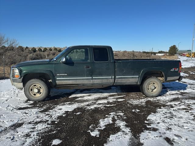 Image of Chevrolet 2500HD equipment image 1