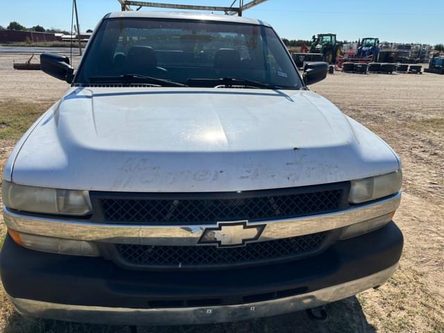 Image of Chevrolet 2500HD equipment image 2