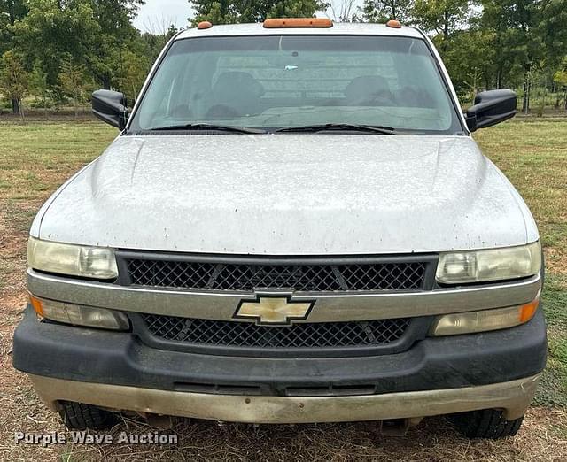 Image of Chevrolet 3500 equipment image 1