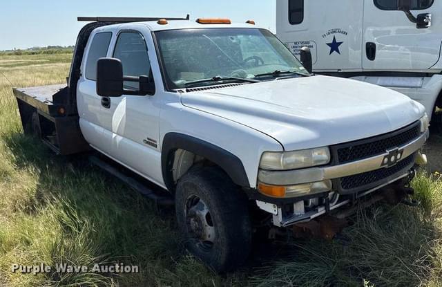 Image of Chevrolet 3500 equipment image 1