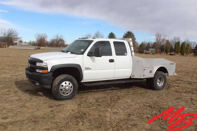 Image of Chevrolet 3500 equipment image 1
