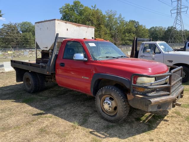 Image of Chevrolet 3500 equipment image 3