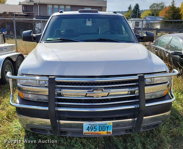 Image of Chevrolet 3500 equipment image 1