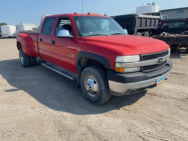 Image of Chevrolet 3500HD equipment image 1