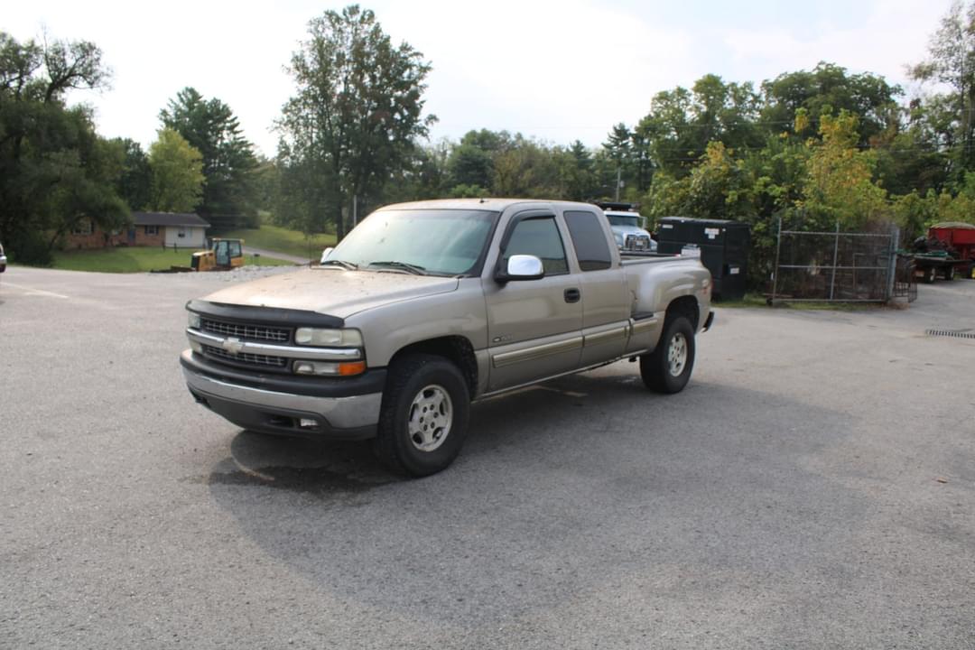 Image of Chevrolet 1500 Primary image