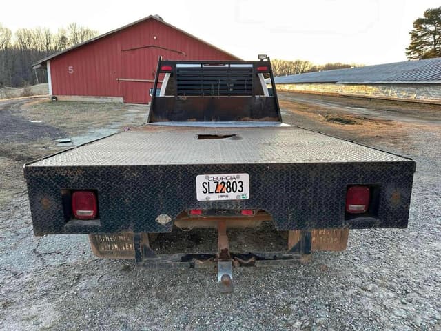 Image of Chevrolet Silverado equipment image 2