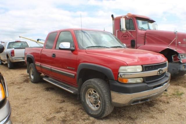 Image of Chevrolet 2500 equipment image 1
