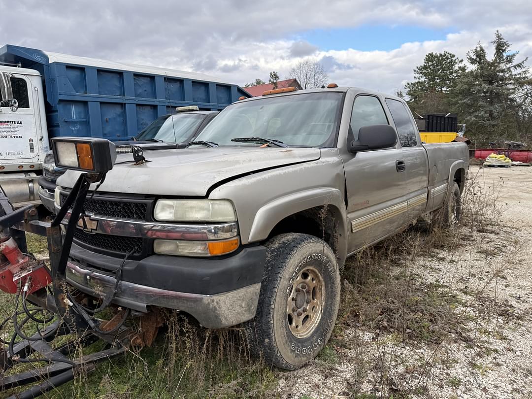 Image of Chevrolet 2500 Primary image