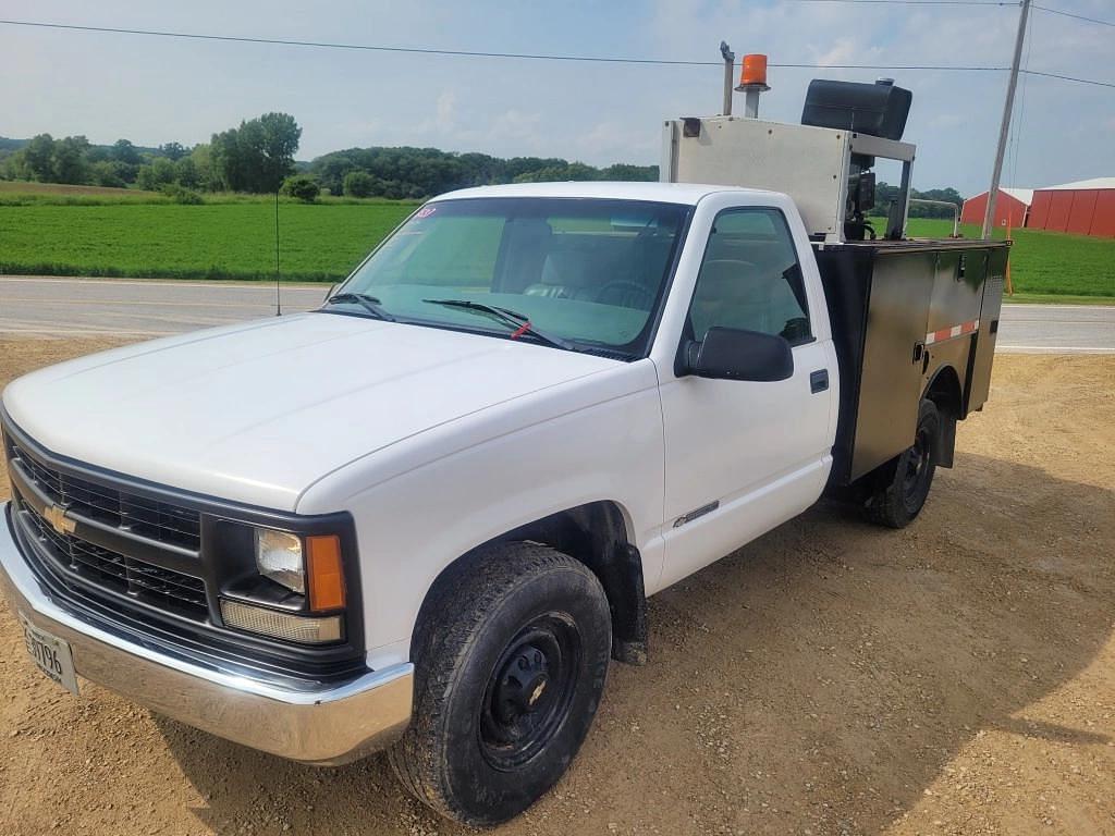 Image of Chevrolet 3500 Primary image