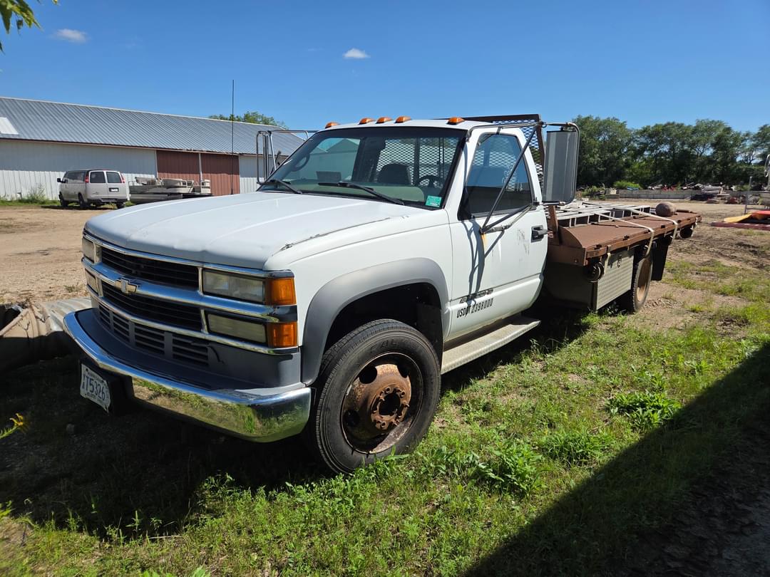 Image of Chevrolet 3500HD Primary image