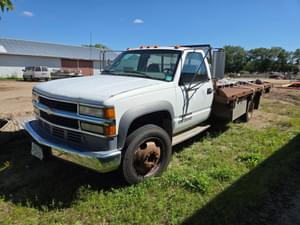 2001 Chevrolet 3500HD Image