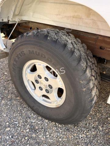 Image of Chevrolet Z71 equipment image 4