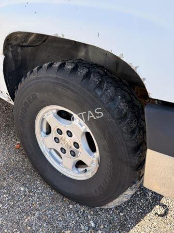 Image of Chevrolet Z71 equipment image 3