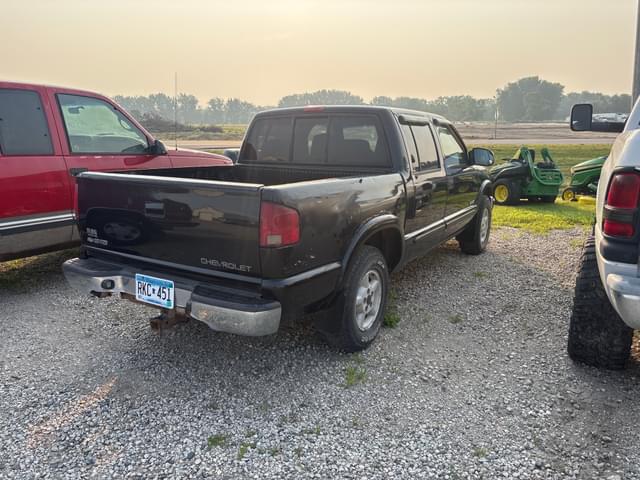 Image of Chevrolet S10 equipment image 3