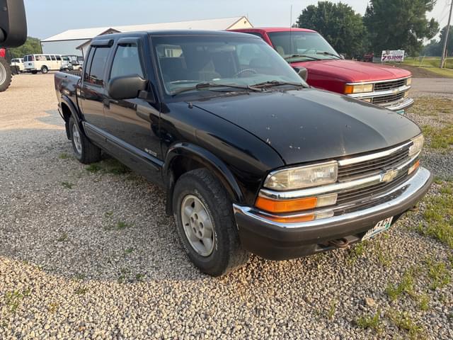 Image of Chevrolet S10 equipment image 2
