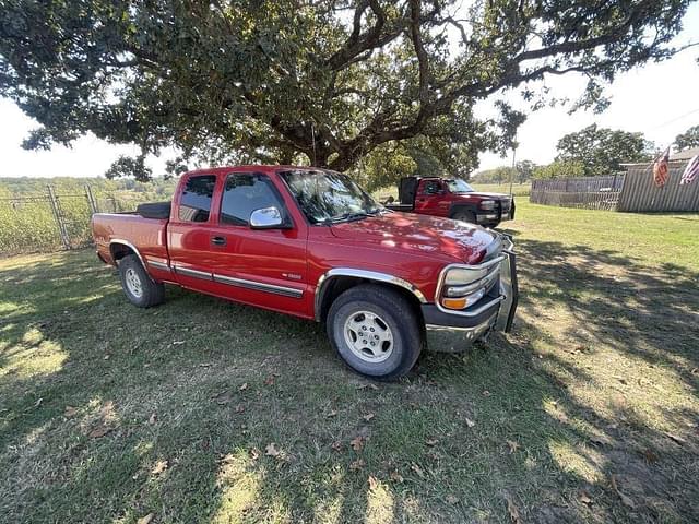 Image of Chevrolet 1500 equipment image 2