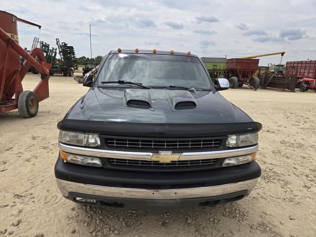 Image of Chevrolet 1500 equipment image 1