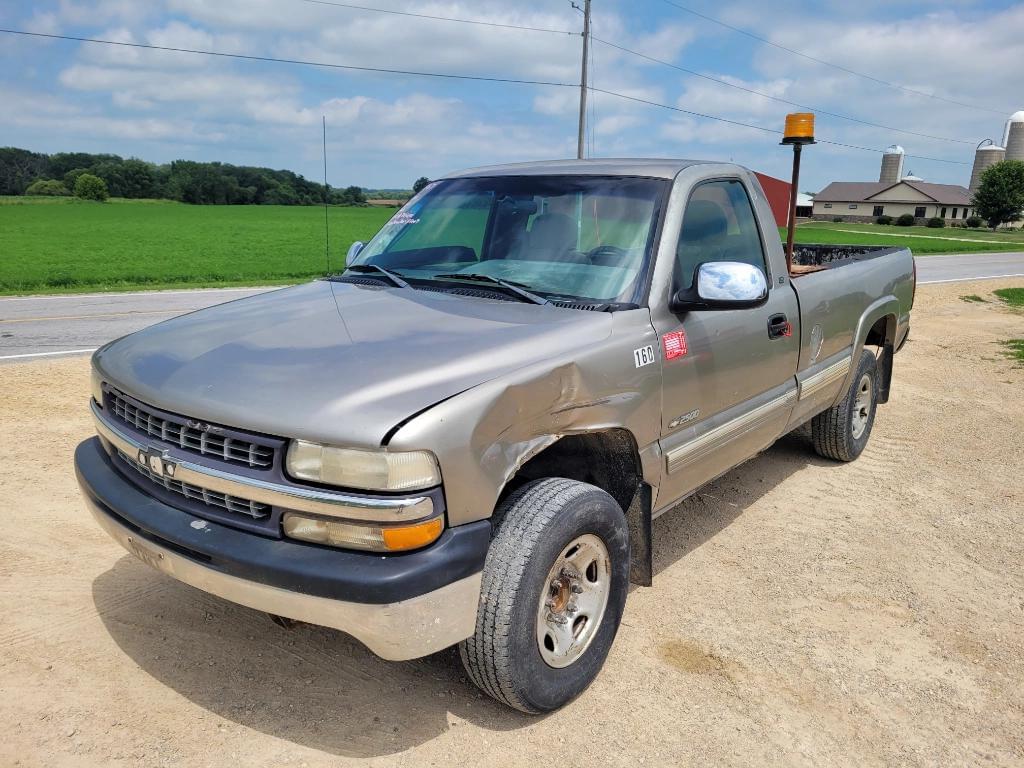 Image of Chevrolet 2500 Primary image