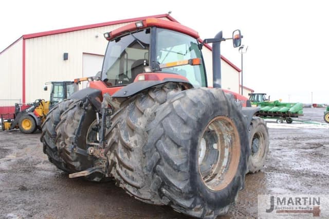 Image of Case IH MX240 equipment image 2