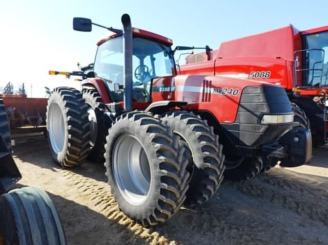 Image of Case IH MX240 equipment image 1
