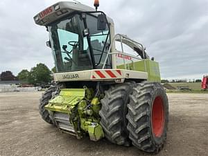 2001 CLAAS Jaguar 870 Image