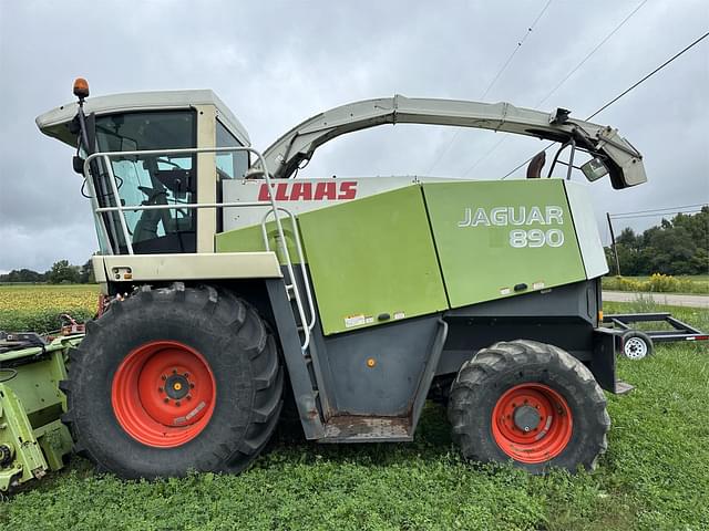 Image of CLAAS Jaguar 890 equipment image 1