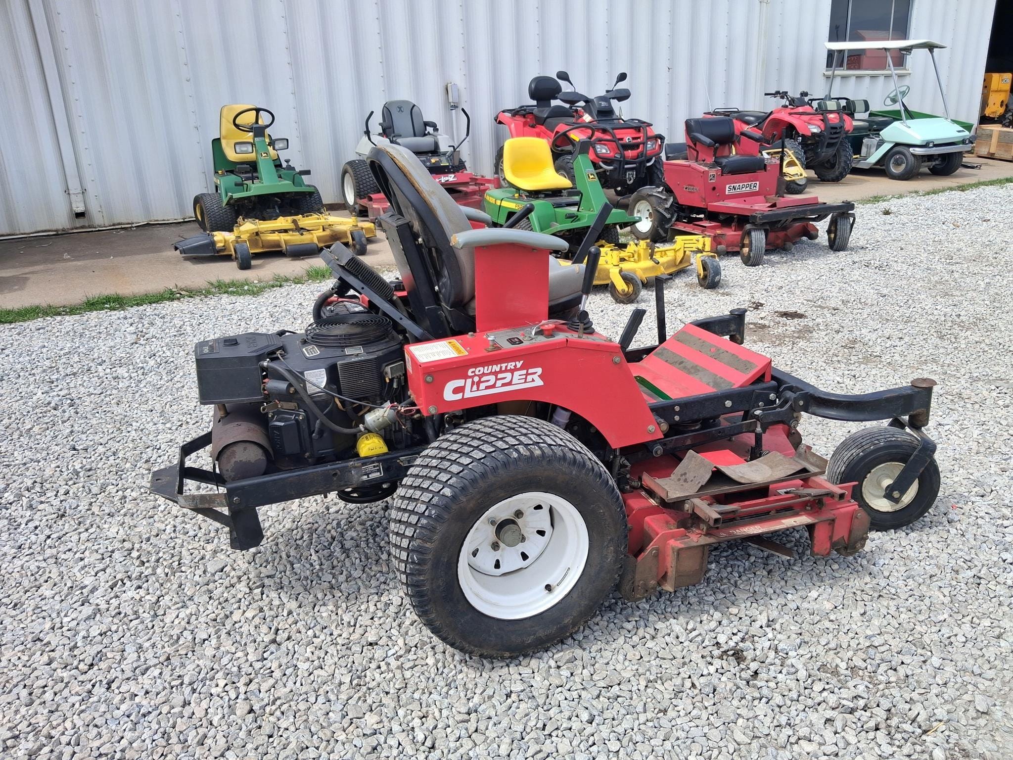 2001 Country Clipper Zeton Equipment Image0