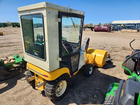 Image of Cub Cadet 3184 equipment image 3