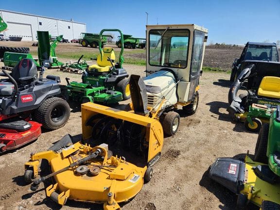 Main image Cub Cadet 3184