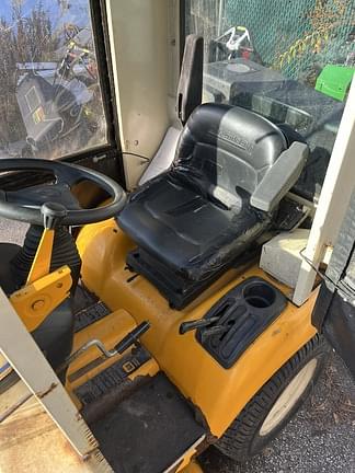 Image of Cub Cadet 3206 equipment image 4