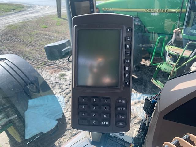 Image of John Deere 1770 equipment image 1