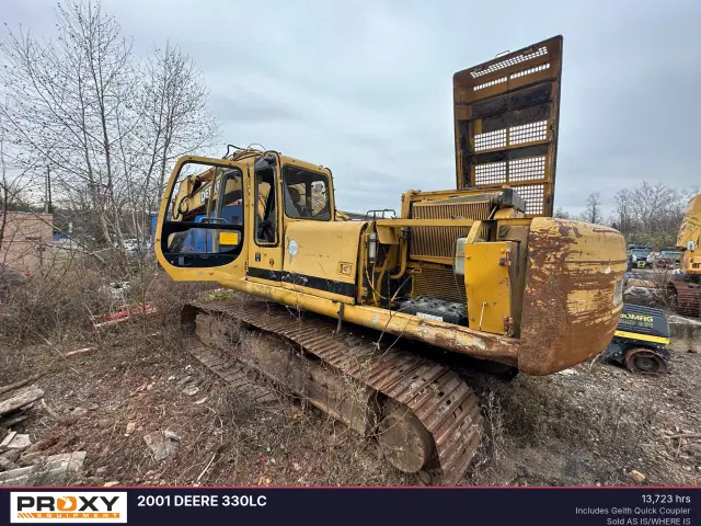 Image of John Deere 330LC equipment image 3
