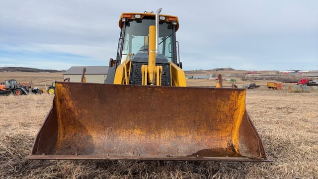Image of John Deere 410G equipment image 1