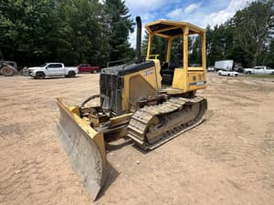 2001 John Deere 450H Image