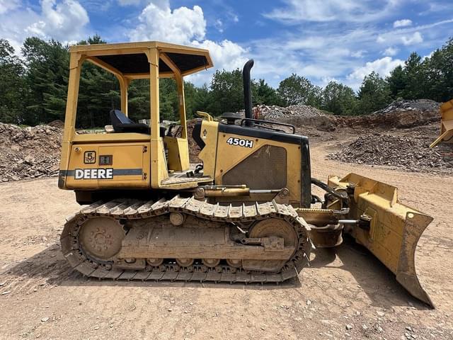 Image of John Deere 450H equipment image 1
