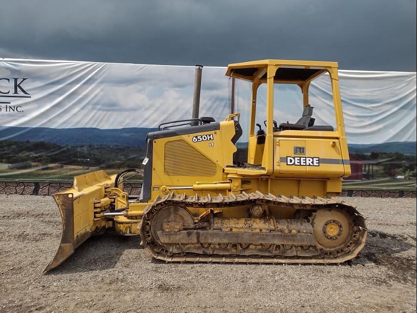 Image of John Deere 650H Primary image