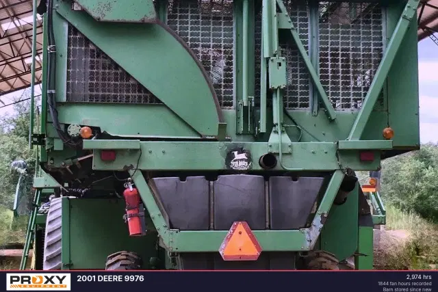 Image of John Deere 9976 equipment image 3