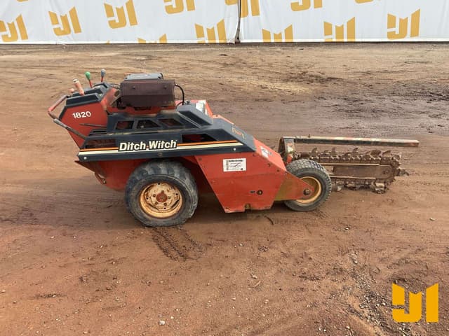 Image of Ditch Witch 1820H equipment image 3