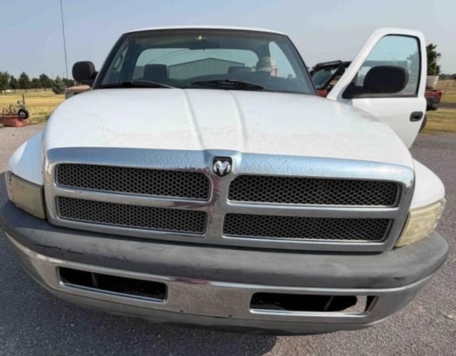 Image of Dodge Ram 1500 equipment image 3
