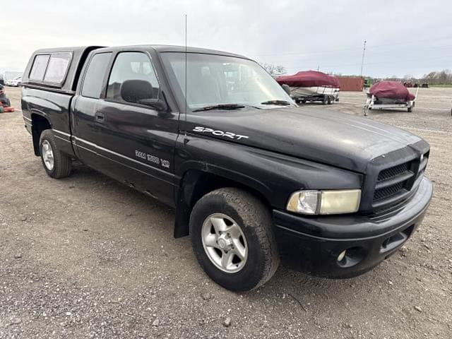 Image of Dodge Ram 1500 equipment image 4