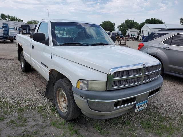 Image of Dodge Ram 1500 equipment image 1