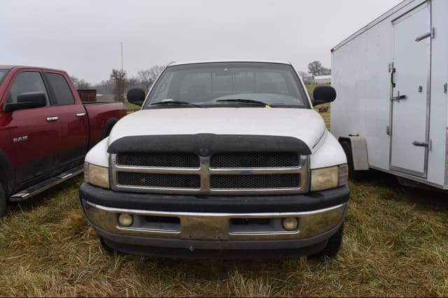 Image of Dodge Ram 2500 equipment image 1