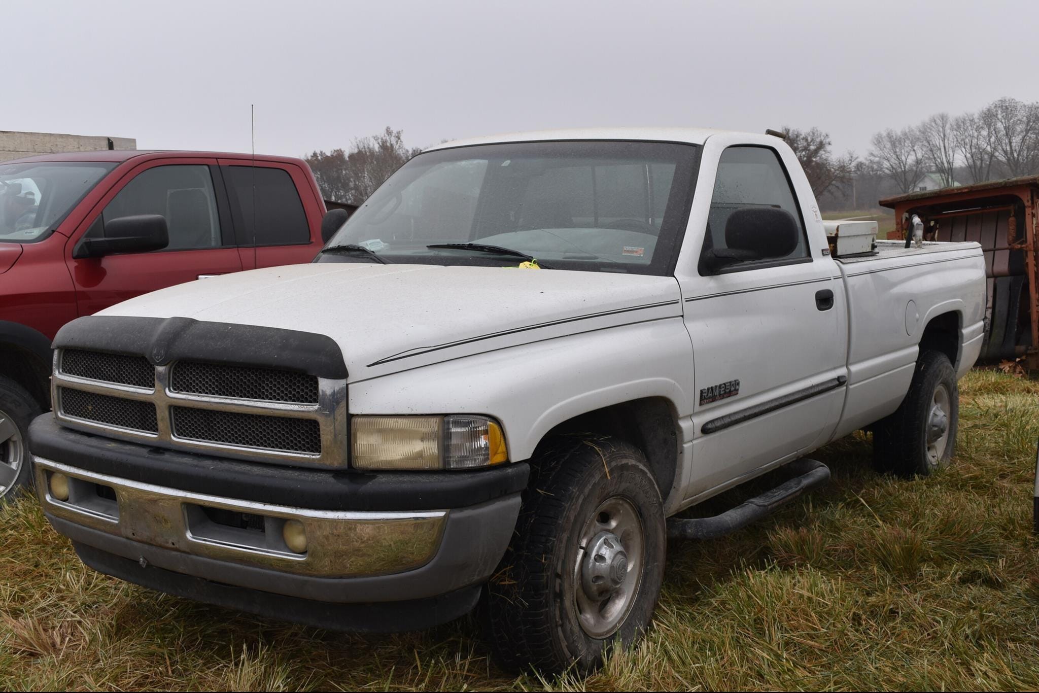 2001 Dodge Ram 2500 Equipment Image0