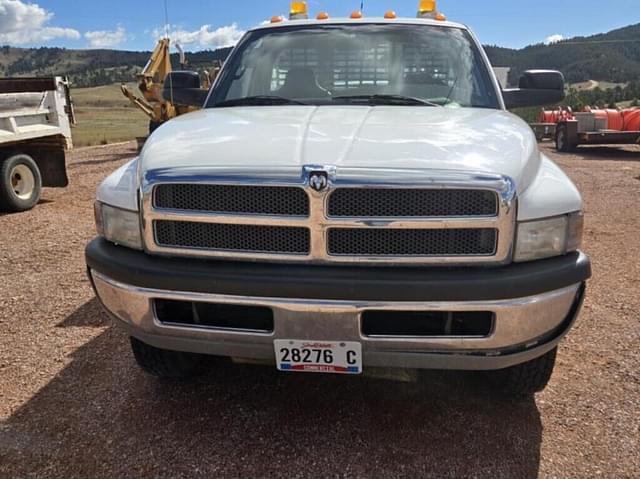 Image of Dodge Ram 3500 equipment image 1