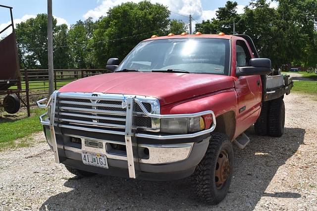 Image of Dodge Ram 3500 equipment image 1