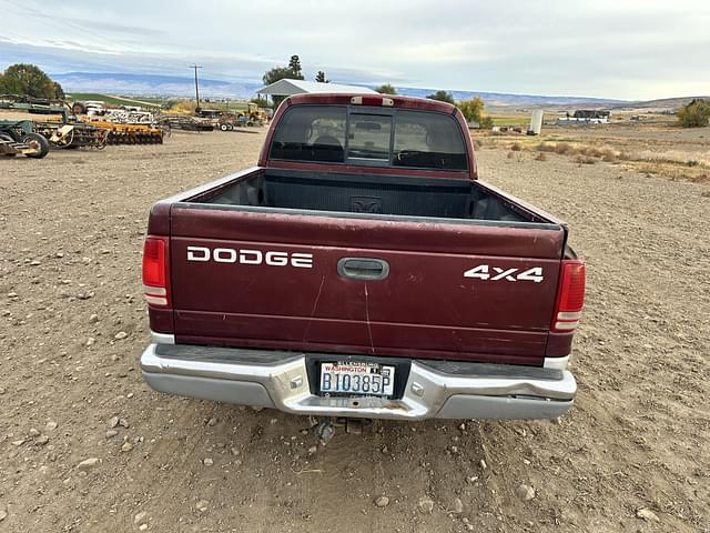 Image of Dodge Dakota equipment image 3