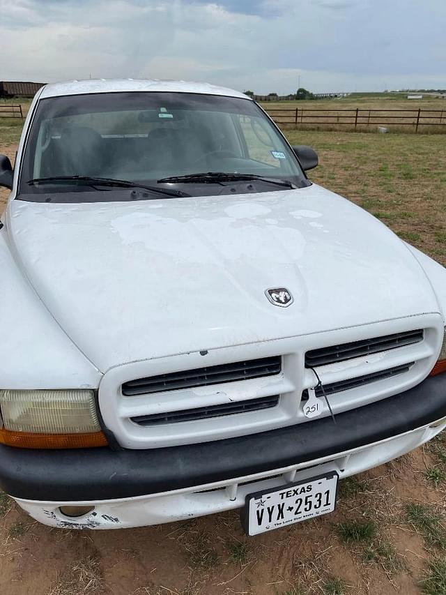 Image of Dodge Dakota equipment image 4