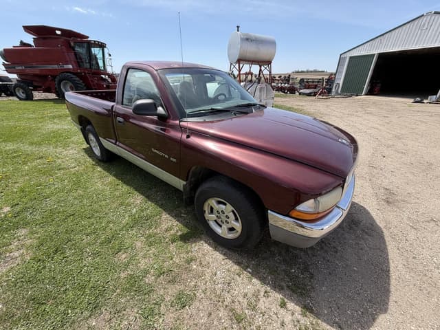 Image of Dodge Dakota equipment image 2
