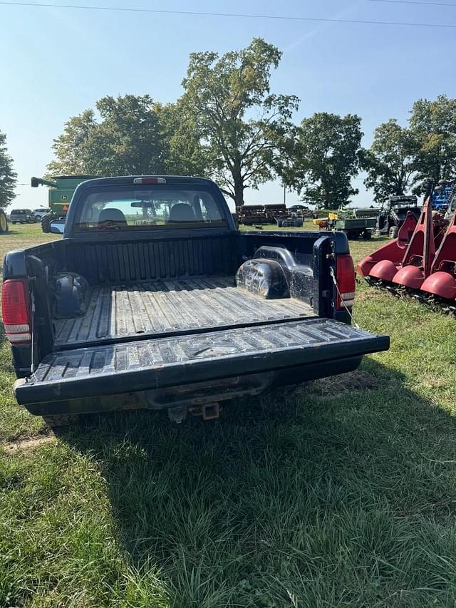 Image of Dodge Dakota equipment image 3