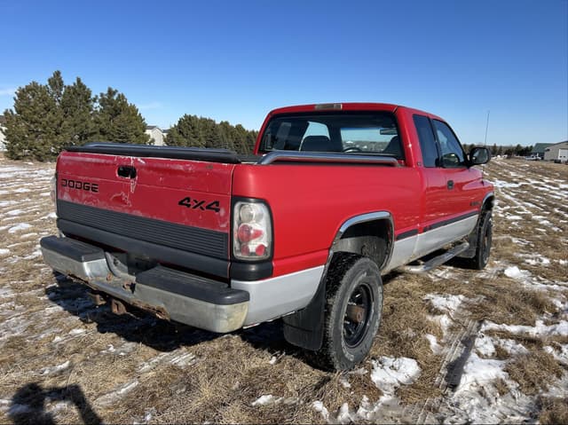 Image of Dodge Ram 1500 equipment image 4